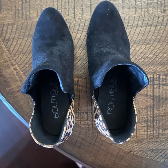 Boutique by Corkys Leopard Booties 7 - Picture 5 of 7